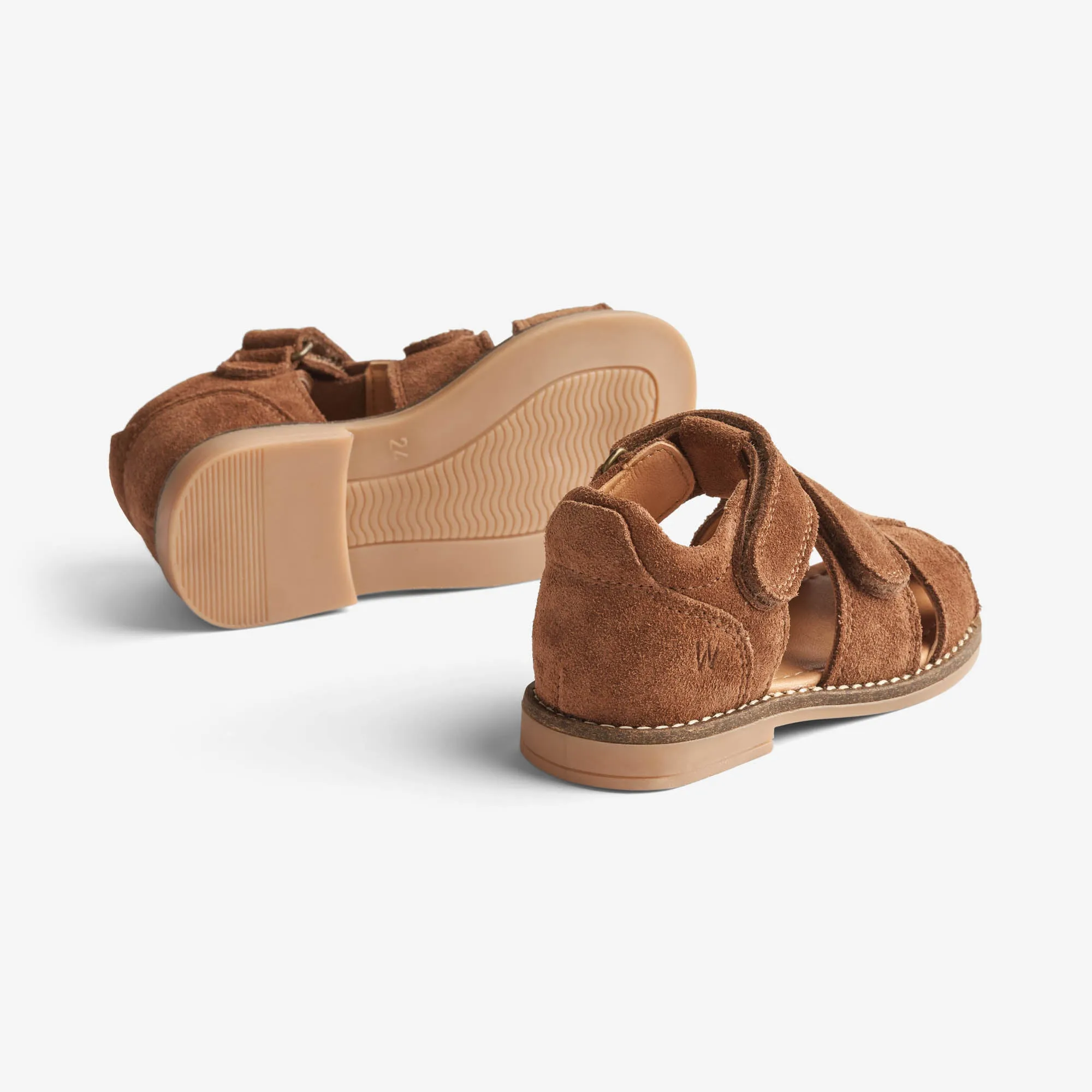 Bay Closed Toe - cognac