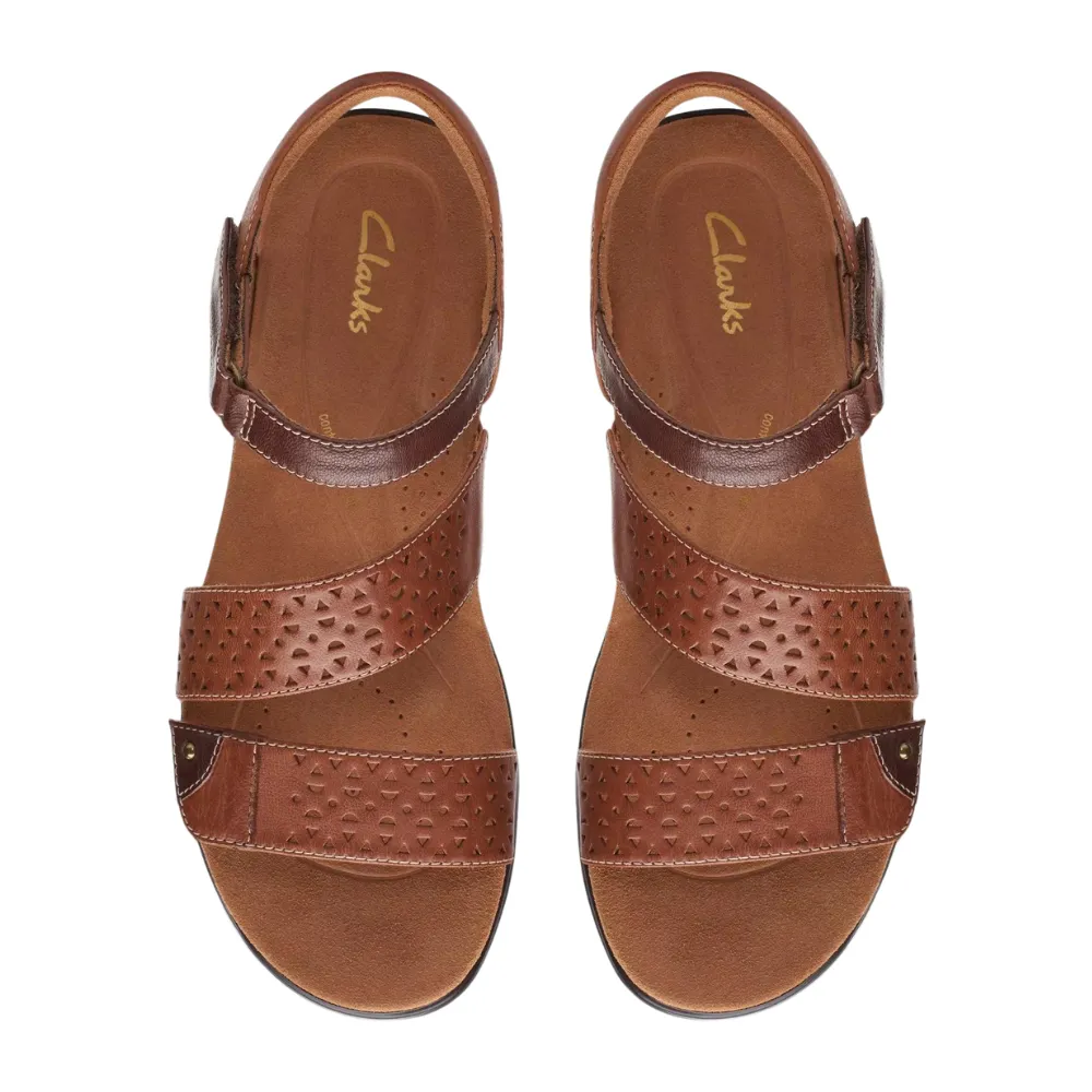 Clarks Kitly Way Tan Leather Sandal (Women's)