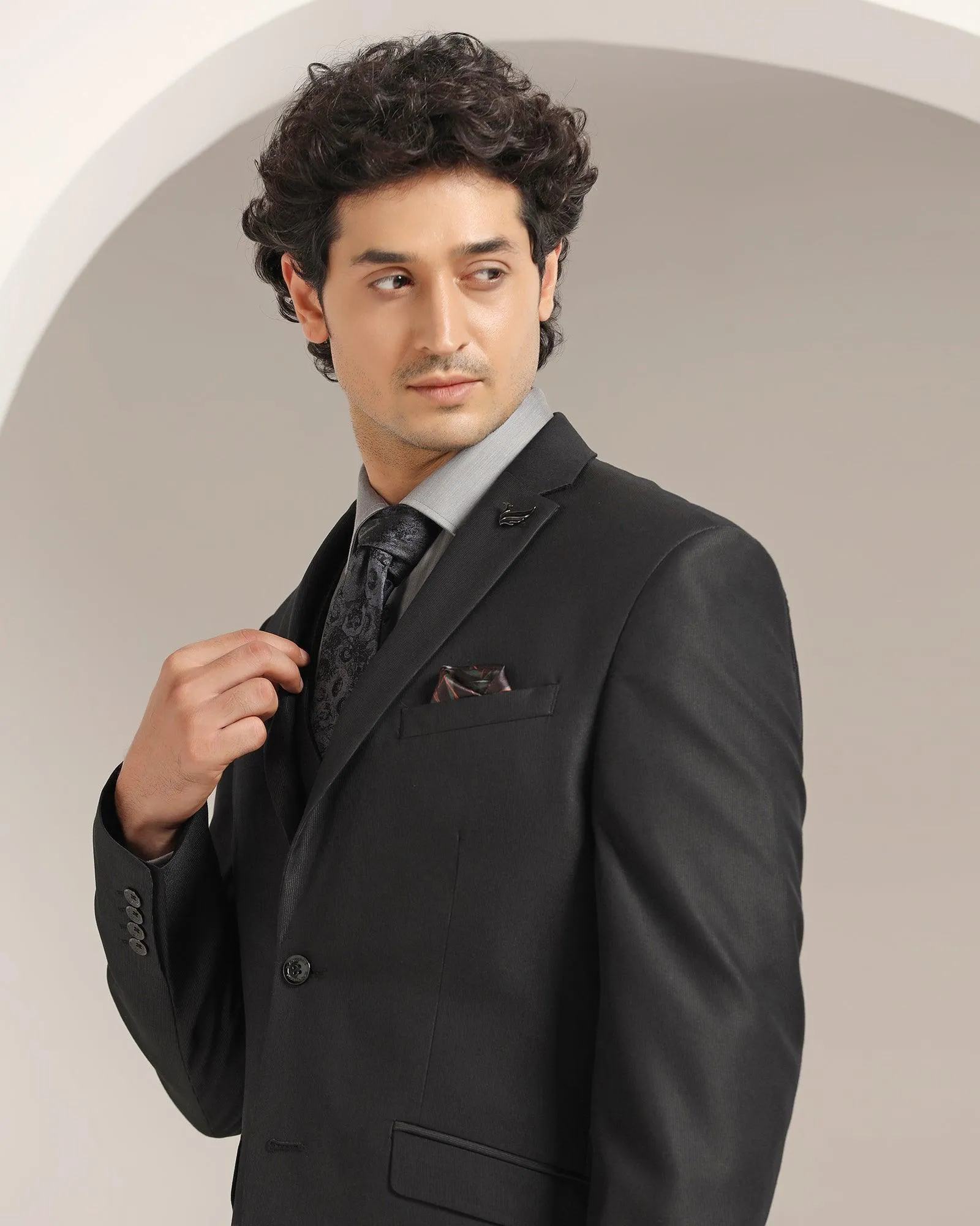 Three Piece Black Solid Formal Suit - Raydon