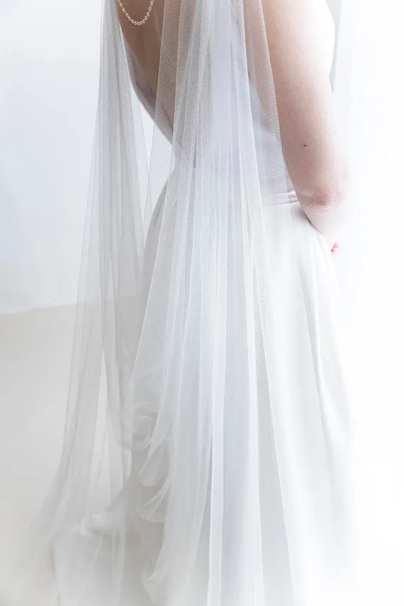 Wedding cape with back necklace